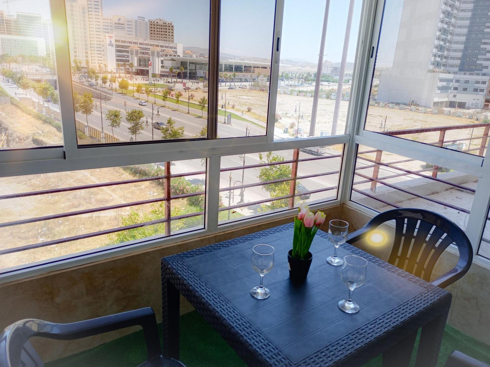 Appartement A Malabata En Face Centre Commercial Megarama & La Gare De Tgv M2 Танжер Экстерьер фото