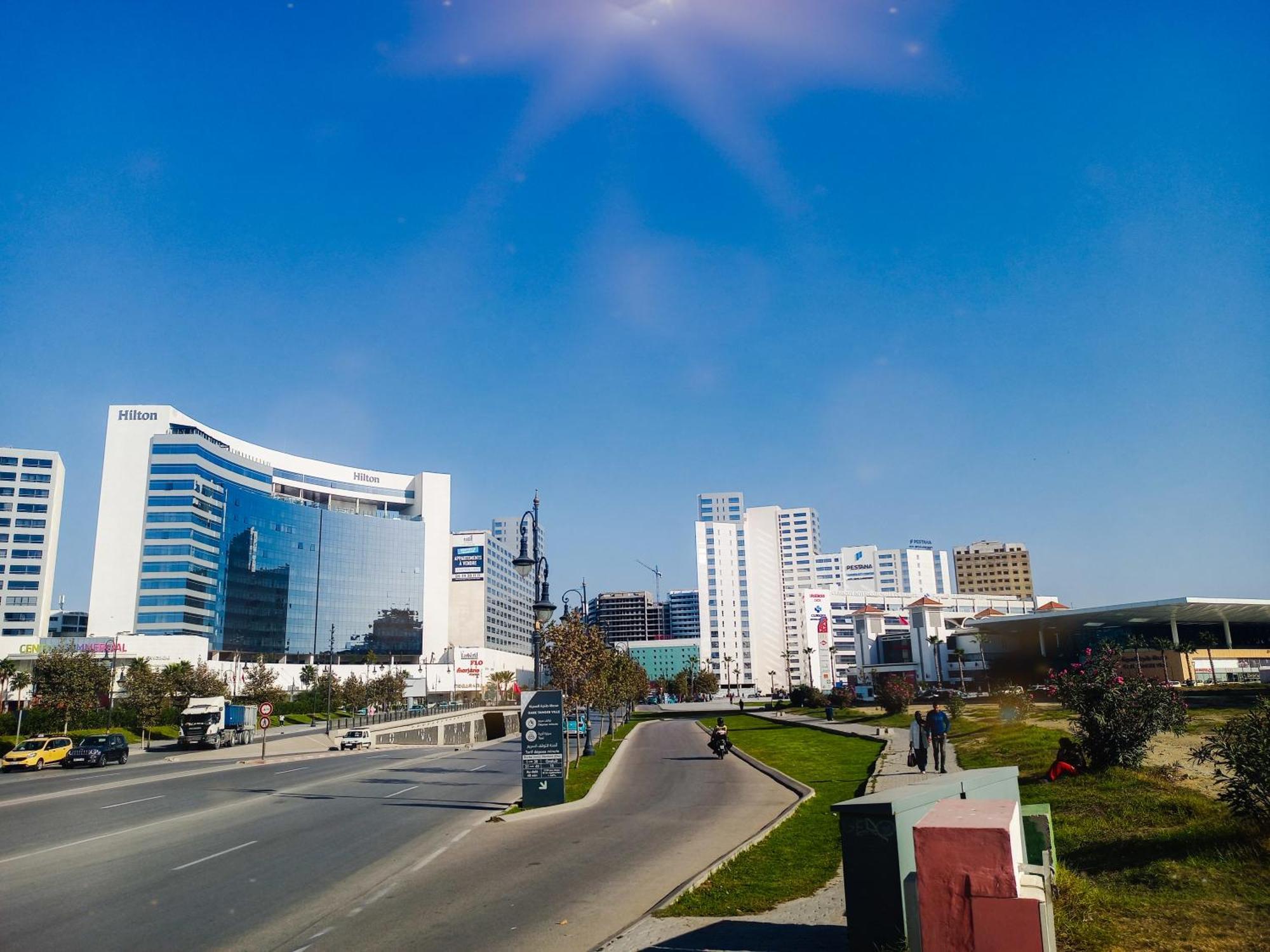 Appartement A Malabata En Face Centre Commercial Megarama & La Gare De Tgv M2 Танжер Экстерьер фото